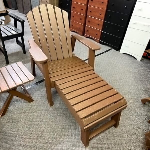 Chaise Lounge
