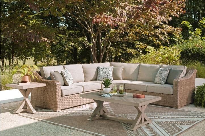 Revare Beach Sectional 1 Revare Beach Sectional