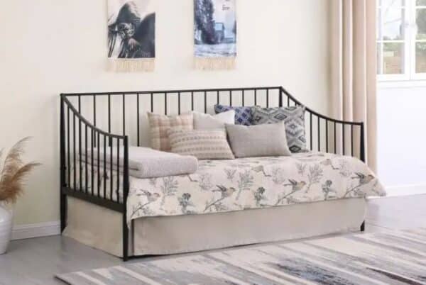 Newbury Daybed